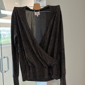 Sundry Sweater/Top